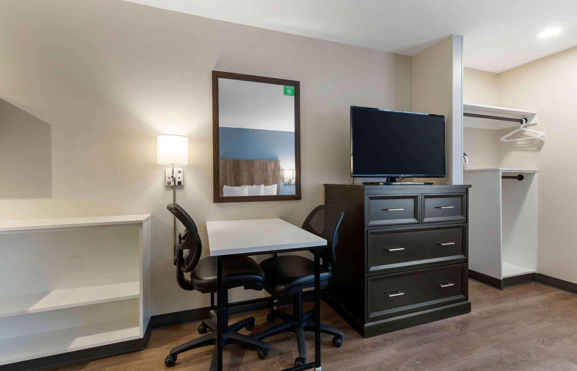 Extended Stay America Suites - Washington, Dc - Alexandria - Landmark Zewnętrze zdjęcie
